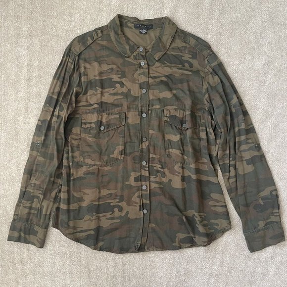 Sanctuary Tops - Sanctuary Shirt Womens Large Green Tan Camo Snap Roll Tab Sleeves Boyfriend